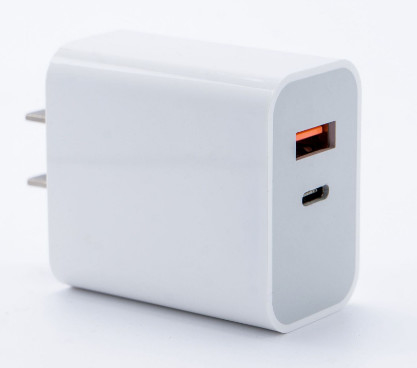 De universele Draagbare Snelle Lader 5W 12W 18W 20W 30W 40W 66W van de Celtelefoon