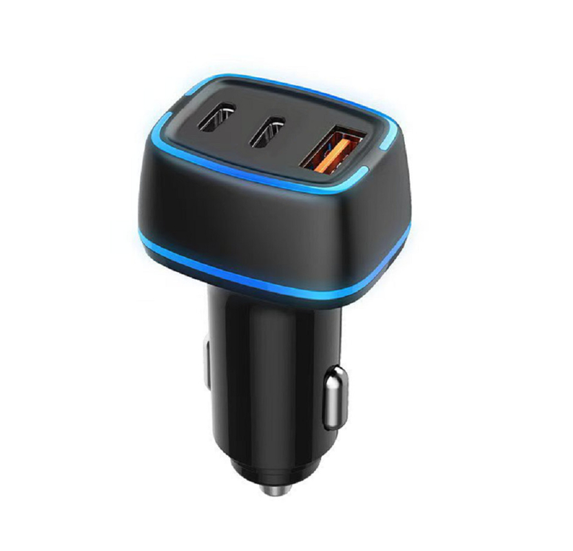 Drie-poort-uitgang 78W Totaal vermogen 12-24V DC-invoer ondersteunt PD/QC-snel opladen gemaakt van ABS+PC vuurvaste materialen