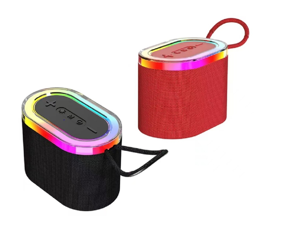 Draagbare Bluetooth 5.3 luidspreker met 800mAh batterij ondersteunt AUX TF-kaart en USB-afspelen Inclusief ingebouwde RGB-lichten