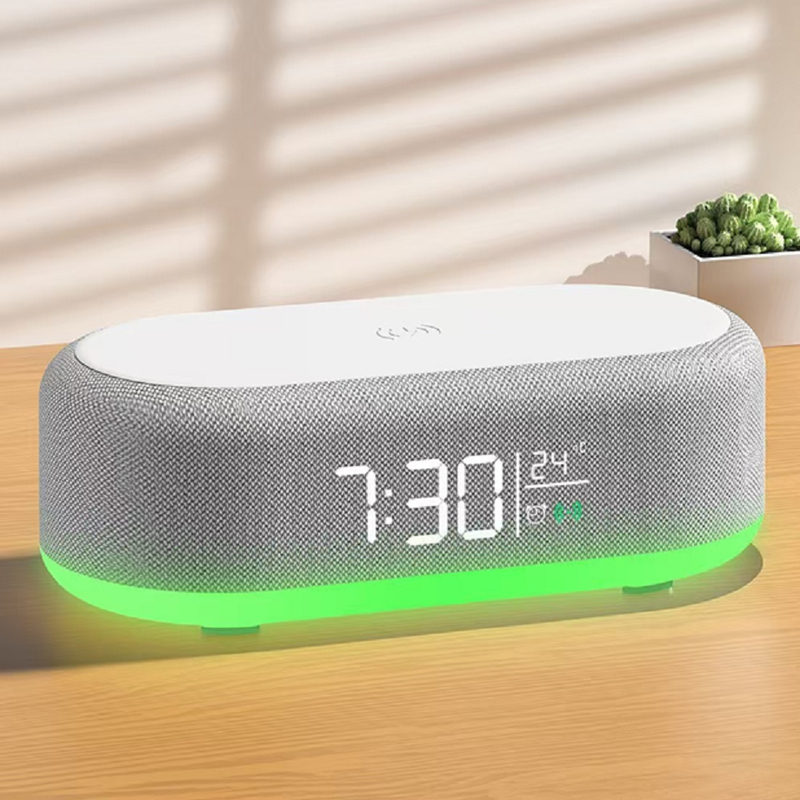 ETEK Bluetooth 5.3 multifunctionele luidspreker met temperatuurscherm, klok, 1200mAh batterij, 15W draadloos opladen, 52mm 5W driver.