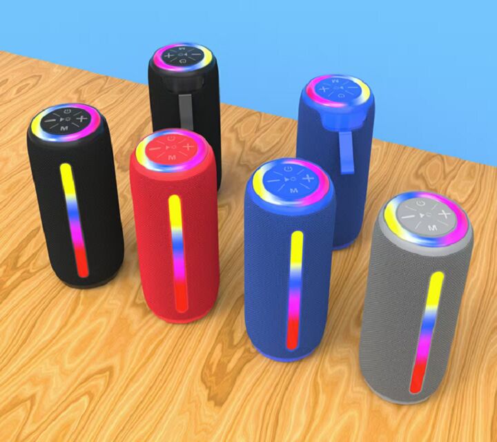 Buiten Bluetooth-luidspreker, 5W*2, 57mm Drivers, 1200mAh, Multi-Play (BT/AUX/TF/USB)